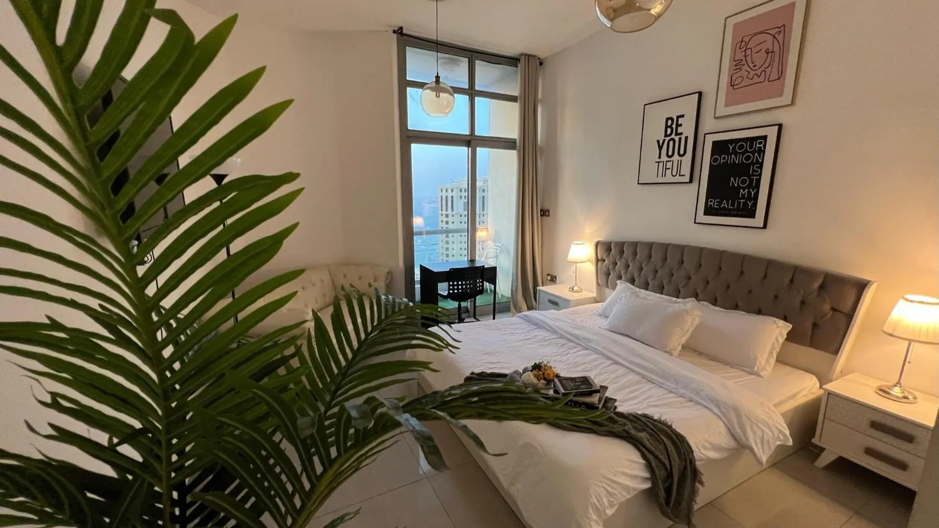 Thepenthouse Coliving I Aparthotel Dubai